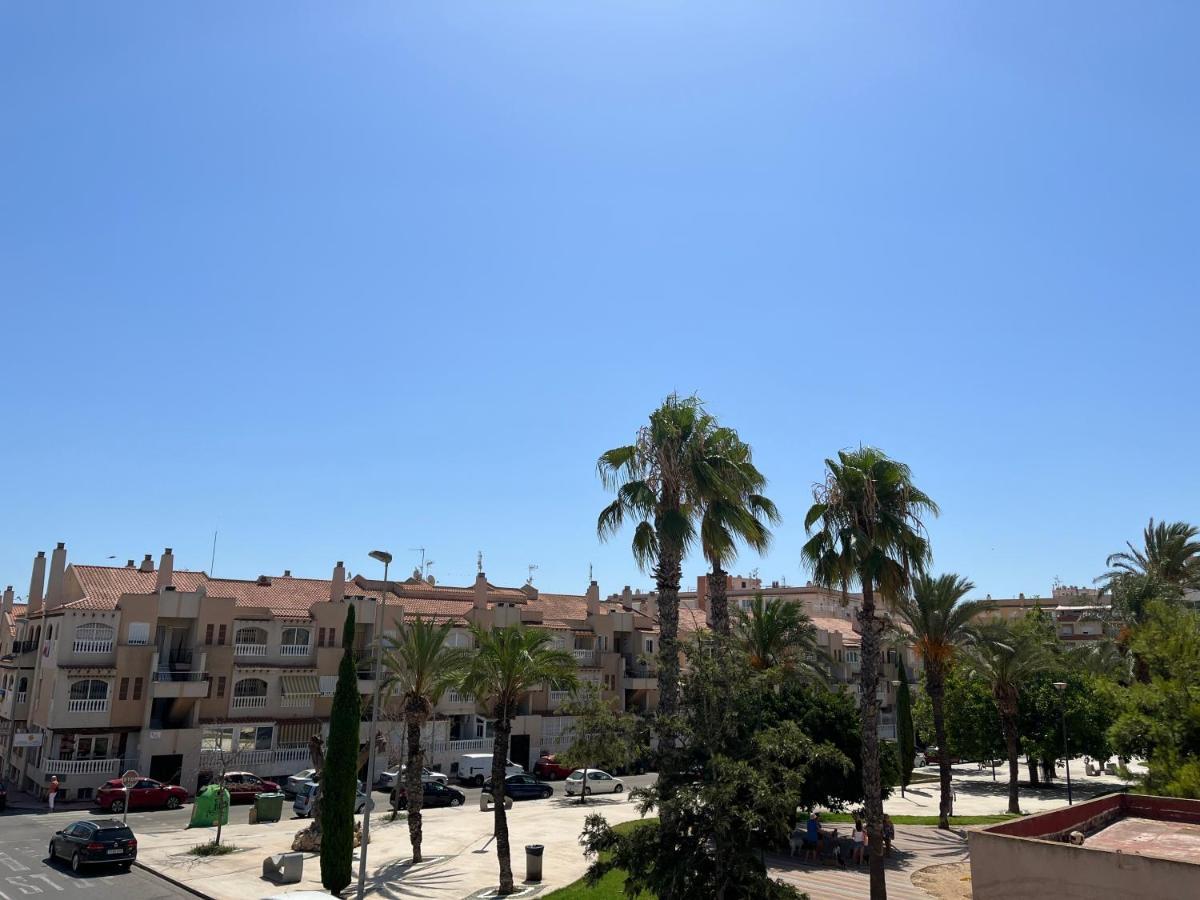New 2022 Casanovas-Apartment Torrevieja Center Екстериор снимка